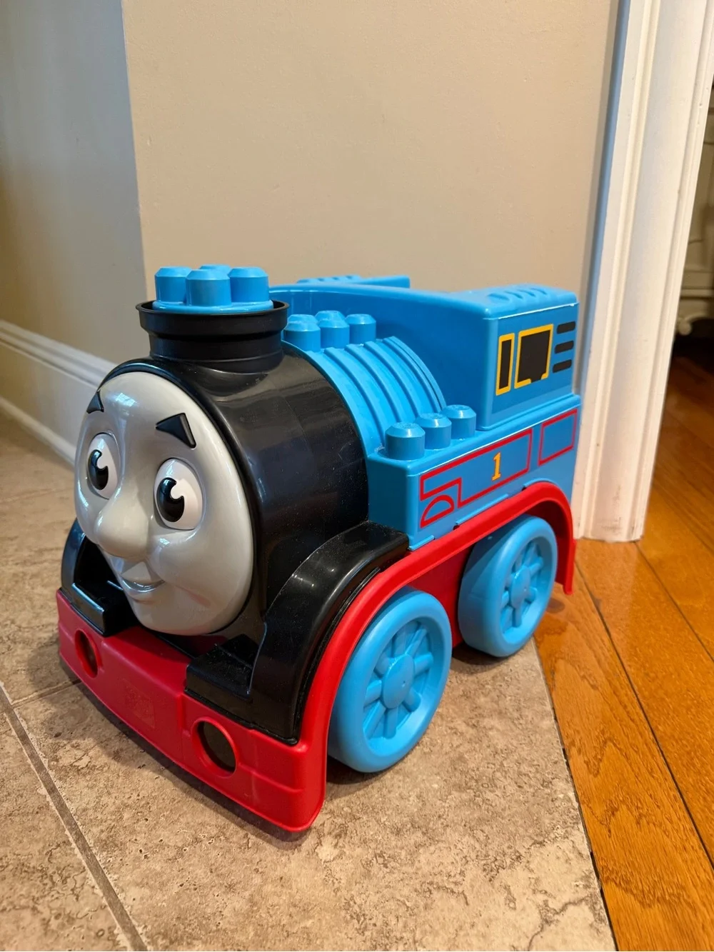 Thomas the Train XL Mega Bloks Blue Ride-On Toy Train Engine Blocks Included